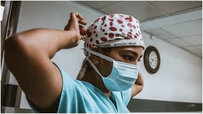 Sixty-five per cent of 500 doctor-mothers surveyed in key metropolitan and Tier-2 cities experience burnout. (Unsplash) Sixty-five per cent of 500 doctor-mothers surveyed in key metropolitan and Tier-2 cities experience burnout. (Unsplash)