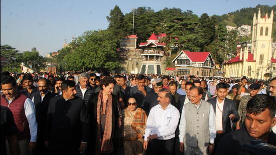 Congress leader Priyanka Gandhi taking a stroll with party’s HP chief Pratibha Singh, CM Sukhvinder Singh Sukhu and his deputy Mukesh Agnihotri in Shimla on Saturday. (Deepak Sansta/HT)