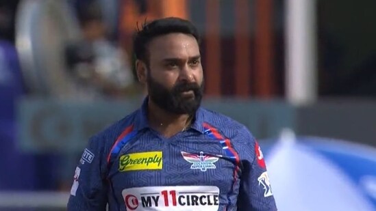 Amit Mishra celebrates his dismissal. (Twitter)