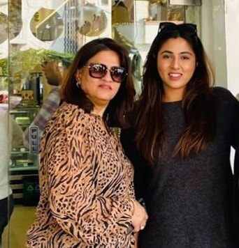 Entrepreneur Gayatri Sood with mom Monica Sood (HT Photo) Entrepreneur Gayatri Sood with mom Monica Sood (HT Photo)