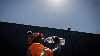Blistering heat, record temperature engulfs Southeast Asia. (AFP) Blistering heat, record temperature engulfs Southeast Asia. (AFP)