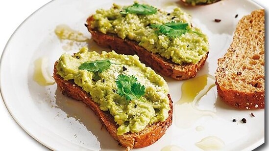 2. Avocado toast: Avocado toast is made by topping whole-grain toast with mashed avocado and toppings like tomatoes, feta cheese, and a drizzle of olive oil. It's a source of healthy fats and fibre.&nbsp;