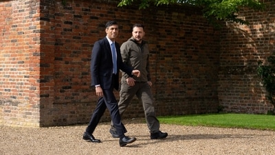 Zelenskyy thanked Britain for its support so far, and said his discussions with Sunak would cover “very important issues, urgent support for Ukraine”.He said the war was a matter of “security not only for Ukraine, it is important for all of Europe." (AP) Zelenskyy thanked Britain for its support so far, and said his discussions with Sunak would cover “very important issues, urgent support for Ukraine”.He said the war was a matter of “security not only for Ukraine, it is important for all of Europe." (AP)
