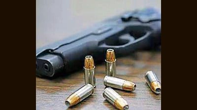 A case under sections 116 read with 392, 34 (common intention) of the Indian Penal Code (IPC), Sections 25, 54 and 59 of the Arms Act has been lodged against the accused. (iStock) A case under sections 116 read with 392, 34 (common intention) of the Indian Penal Code (IPC), Sections 25, 54 and 59 of the Arms Act has been lodged against the accused. (iStock)