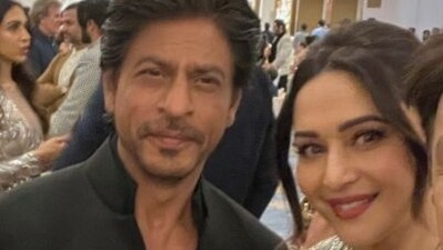Madhuri Dixit had called Shah Rukh Khan her favourite dancing co-star. Madhuri Dixit had called Shah Rukh Khan her favourite dancing co-star.