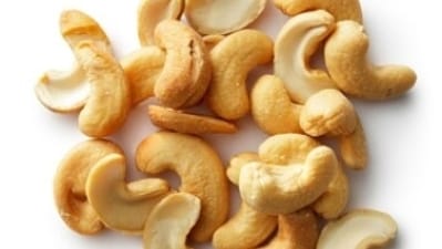 Vitamin E: Leafy vegetables, whole wheat and cashew nuts are loaded with Vitamin E and should be included in the daily diet.&nbsp; (Unsplash)