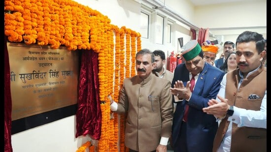 Chief minister Sukhvinder Singh Sukhu inaugurating the new state secretariat building in Shimla on Monday. (HT Photo)