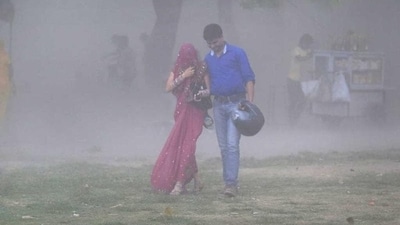 Sandstorm in Delhi (AP)