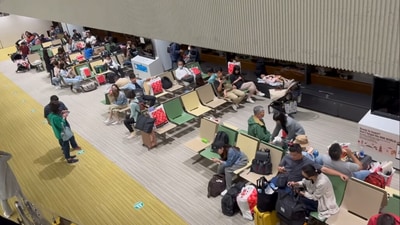 Passengers spent the night at Japan's Narita International Airport. (Taiwan news) Passengers spent the night at Japan's Narita International Airport. (Taiwan news)