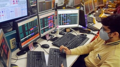 Shareholders react as Sensex and Nifty go down. (ANI File Photo )