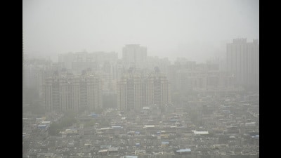 A view of dust shrouded area from as the strongwind swept across Delhi NCR affection the air quality in Ghaziabad. (Sakib Ali/ HT Photo) A view of dust shrouded area from as the strongwind swept across Delhi NCR affection the air quality in Ghaziabad. (Sakib Ali/ HT Photo)