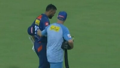 Krunal Pandya walks off the field injured while batting on 49 Krunal Pandya walks off the field injured while batting on 49
