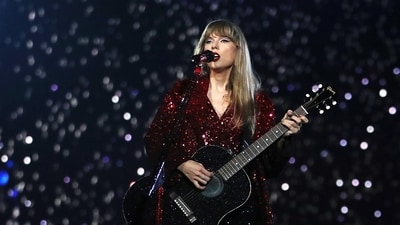 Taylor Swift gave free tickets of her show to a fan who was 'harassed' by security guards. Taylor Swift gave free tickets of her show to a fan who was 'harassed' by security guards.