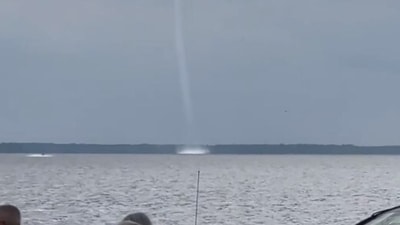 Large waterspout spotted over Lake Moultrie in South Carolina. (BBC) Large waterspout spotted over Lake Moultrie in South Carolina. (BBC)