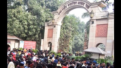 The Chandrashekhar Azad Park in Prayagraj (HT Fie Photo) The Chandrashekhar Azad Park in Prayagraj (HT Fie Photo)