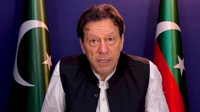 Former prime minister of Pakistan and Pakistan Tehreek-e-Insaf chief Imran Khan virtually addresses people of the nation, on Monday. (PTI) Former prime minister of Pakistan and Pakistan Tehreek-e-Insaf chief Imran Khan virtually addresses people of the nation, on Monday. (PTI)