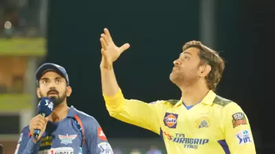 KL Rahul (L) with MS Dhoni (IPL) KL Rahul (L) with MS Dhoni (IPL)
