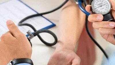 Modifiable risk factors for hypertension include unhealthy diets such as excessive salt consumption. Modifiable risk factors for hypertension include unhealthy diets such as excessive salt consumption.
