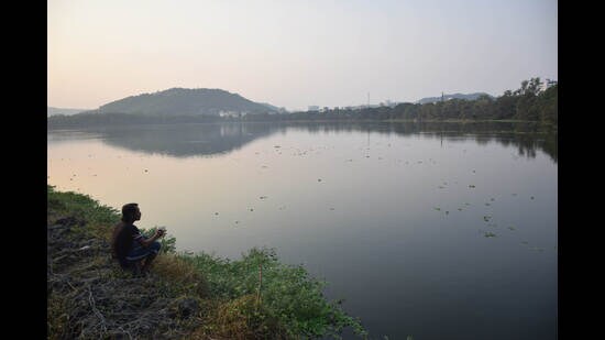 Ahead of the monsoon, the PMC has initiated a survey to identify areas at the foothills where rainwater flowing down hillslopes tends to accumulate. (REPRESENTATIVE IMAGE)