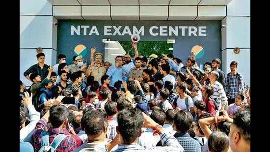 Aspirants outside a CUET centre in August last year. (File photo)