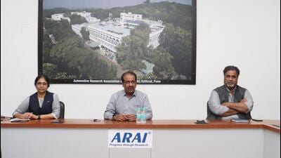 (From left) ARAI conference convener Medha Jambhale, ARAI director Reji Mathai and Sr Deputy Director Nitin Dhande. ARAI will hold the fourth edition of International Conference on Automotive Materials and Manufacturing in Pune from May 31 to June 2 this year. (HT) (From left) ARAI conference convener Medha Jambhale, ARAI director Reji Mathai and Sr Deputy Director Nitin Dhande. ARAI will hold the fourth edition of International Conference on Automotive Materials and Manufacturing in Pune from May 31 to June 2 this year. (HT)