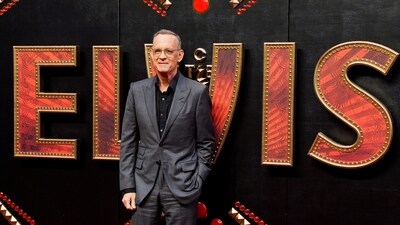 FILE PHOTO: Tom Hanks poses as he arrives at the London screening of 'Elvis' in London, Britain May 31, 2022. REUTERS/Maja Smiejkowska/File Photo (REUTERS)
