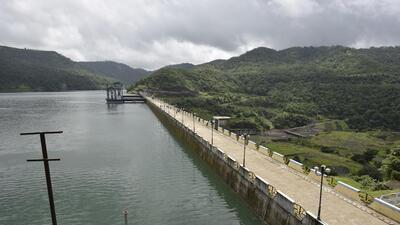 Middle Vaitarana dam, which supplies water to Mumbai, had 42.42% water last year but as of now, it has only 13.20 % water. (HT PHOTO) Middle Vaitarana dam, which supplies water to Mumbai, had 42.42% water last year but as of now, it has only 13.20 % water. (HT PHOTO)