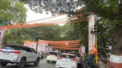 Promotional banners, flexes and flags packed streets like JM Road on Thursday as the BJP held its executive committee meeting . (HT PHOTO) Promotional banners, flexes and flags packed streets like JM Road on Thursday as the BJP held its executive committee meeting . (HT PHOTO)