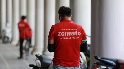 On Mother's Day, Zomato tweeted, “to the 21,074 people who ordered a cake on 14 Feb but haven't ordered today, sharam nahi aati?” On Mother's Day, Zomato tweeted, “to the 21,074 people who ordered a cake on 14 Feb but haven't ordered today, sharam nahi aati?”