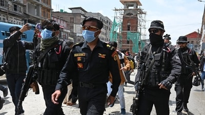 The National Security Guard (NSG) Commandos deployed in the Lal Chowk area of Srinagar on Thursday, intensifying security measures in the lead-up to the prestigious G20 Tourism Working Group meeting. (Waseem Andrabi/HT Photo) The National Security Guard (NSG) Commandos deployed in the Lal Chowk area of Srinagar on Thursday, intensifying security measures in the lead-up to the prestigious G20 Tourism Working Group meeting. (Waseem Andrabi/HT Photo)