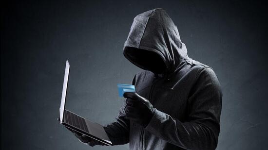 The accused used to allegedly cheat people by promising them jobs. A 33-year-old woman photographer alerted the police about the criminal activity on Tuesday. (REPRESENTATIVE PHOTO)