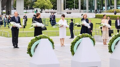 Heiko von der Leyen, husband of European Commission President Ursula von der Leyen, Britta Ernst, wife of German Chancellor Olaf Scholz, Japan's First Lady Yuko Kishida, US First Lady Jill Biden and Akshata Murty, wife of British Prime Minister Rishi Sunak, during a wreath laying ceremony at the Cenotaph for Atomic Bomb Victims in the Peace Memorial Park as part of the G7 Leaders' Summit in Hiroshima on May 19, 2023.&nbsp; (AFP)