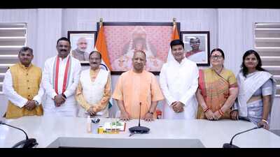 Uttar Pradesh CM Yogi Adityanath with six newly elected mayors at his official residence in Lucknow on May 19. (Deepak Gupta/HT photo) Uttar Pradesh CM Yogi Adityanath with six newly elected mayors at his official residence in Lucknow on May 19. (Deepak Gupta/HT photo)