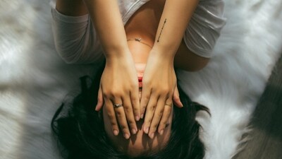 Sleeping with a towel beneath your neck: Neck pain is caused due to the cranium’s weight during nighttime hours. Roll up a small hand towel and put it beneath your neck to prevent hourly stress. (Representative Image (Unsplash)) Sleeping with a towel beneath your neck: Neck pain is caused due to the cranium’s weight during nighttime hours. Roll up a small hand towel and put it beneath your neck to prevent hourly stress. (Representative Image (Unsplash))