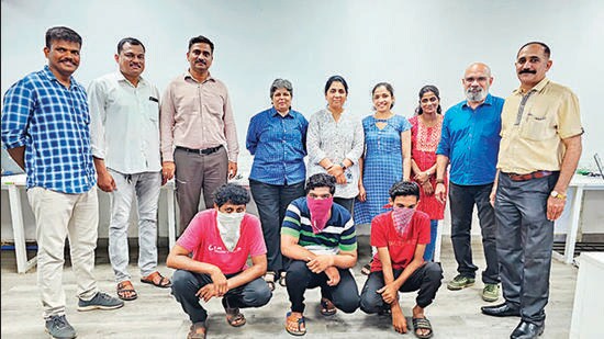 “All three gangs used to operate out of office spaces for very short durations. These companies were made based on fake Aadhar and PAN cards,” Rajput said. “They would also hire support staff for these short durations and make it seem like a legit workplace, while they ran these cyber fraud rackets.” (HT PHOTO)