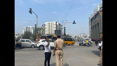 Smart signal installed at Vinode Vasti in Hinjewadi. (HT PHOTO)