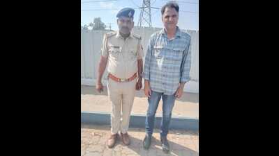 The accused in Panchkula police custody. (HT Photo) The accused in Panchkula police custody. (HT Photo)