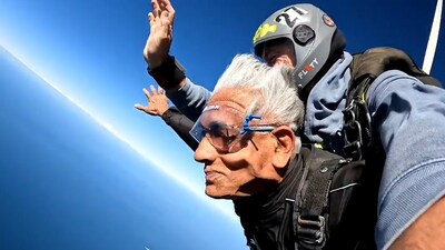 TS Singh Deo skydiving in Australia. (Twitter / @TS_SinghDeo)