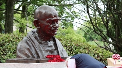 During his visit to Hiroshima for the Group of Seven (G7) advanced economies summit, Prime Minister Modi unveiled the bust of Mahatma Gandhi, emphasising the profound impact of Gandhian ideals on global peace and harmony. He stated, "The Gandhian ideals of peace and harmony reverberate globally and provide strength to millions." (Twitter/@narendramodi) During his visit to Hiroshima for the Group of Seven (G7) advanced economies summit, Prime Minister Modi unveiled the bust of Mahatma Gandhi, emphasising the profound impact of Gandhian ideals on global peace and harmony. He stated, "The Gandhian ideals of peace and harmony reverberate globally and provide strength to millions." (Twitter/@narendramodi)