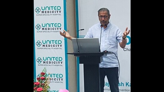 Dr Naresh Trehan speaking at the foundation stone laying function of the United Cancer Research and Treatment Centre at the hospital premises in Prayagraj on Saturday. (ht photo)