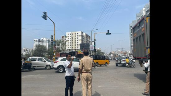 Smart signal installed at Vinode Vasti in Hinjewadi. (HT PHOTO)