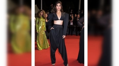 Diana Penty merges comfort and style and walks the red carpet of Cannes 2023 in this beautifully created set. (Instagram/@dianapenty) Diana Penty merges comfort and style and walks the red carpet of Cannes 2023 in this beautifully created set. (Instagram/@dianapenty)