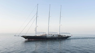 At 417 feet, ‘Koru’ is said to be the world's largest sailing yacht (Twitter/Yacht Informer)