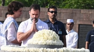 Congress leader Rahul Gandhi paying tribute on the 32nd death anniversary of late Congress leader Rajiv Gandhi at Vir Bhumi, New Delhi, Sunday. (Sanjeev Verma/HT Photo) Congress leader Rahul Gandhi paying tribute on the 32nd death anniversary of late Congress leader Rajiv Gandhi at Vir Bhumi, New Delhi, Sunday. (Sanjeev Verma/HT Photo)
