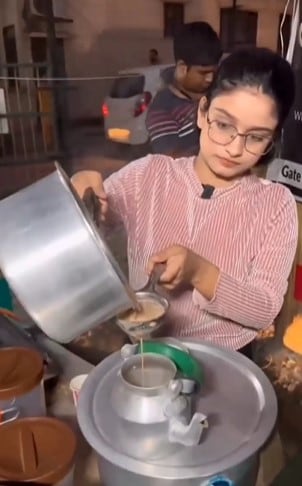 Vartika Singh finds love to be the ultimate element of a perfect cup of chai. Vartika Singh finds love to be the ultimate element of a perfect cup of chai.