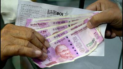 According to RBI’s notification, people have been given time from May 23 to September 30 to exchange or deposit  ₹2,000 notes so that these can be withdrawn from circulation. (AFP)