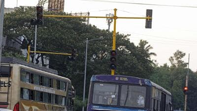 Pune Smart City Development Corporation Limited has completed the first phase of ATMS by installing 30 signals with traffic system in the city. (RAVINDRA JOSHI/HT) Pune Smart City Development Corporation Limited has completed the first phase of ATMS by installing 30 signals with traffic system in the city. (RAVINDRA JOSHI/HT)