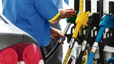 Fuel rates in major metro cities including Delhi, Mumbai, Kolkata and Chennai have remained same. 