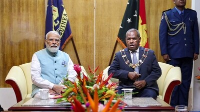 Prime Minister Narendra Modi, who is in Papua New Guinea, held talks with Governor General of Papua New Guinea Bob Dadae at the historic Government House on Monday in Port Moresby, the Ministry of External Affairs said. PM Modi arrived in the Indo-Pacific country on the second leg of his three-country visit. (Twitter/MEAIndia) Prime Minister Narendra Modi, who is in Papua New Guinea, held talks with Governor General of Papua New Guinea Bob Dadae at the historic Government House on Monday in Port Moresby, the Ministry of External Affairs said. PM Modi arrived in the Indo-Pacific country on the second leg of his three-country visit. (Twitter/MEAIndia)