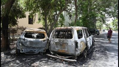 Residents said that the fire department was also alerted and at least two to three tenders reached the spot and doused the flames after an hour-long firefighting. (Parveen Kumar/HT) Residents said that the fire department was also alerted and at least two to three tenders reached the spot and doused the flames after an hour-long firefighting. (Parveen Kumar/HT)